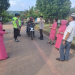 Tindakan Nyata Peduli, Polsek Rantau Bayur Bagi - Bagi Takjil Jelang Berbuka Puasa IMG-20240324-WA0012