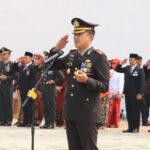 Kapolres Banyuasin Pimpin Upacara Ziarah dan Tabur Bunga di TMP Banyuasin IMG-20240818-WA0027