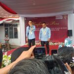 Antar dekdlarasi Muchendi- Supriyanto menuju OKI 1,masyarakat rela berdesakan IMG-20240830-WA0004
