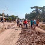 Kades Margo rukun tinjau dan apresiasi hasil pekerjaan TPK desa Margo rukun kec. Muara Sugihan Kab. Banyuasin IMG-20241015-WA0023