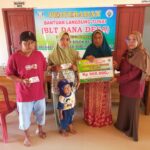 Pemdes Air Solok Batu Kembali Salurkan BLT-DD Triwulan Kedua Kepada 23 KPM Tahun 2025 IMG-20250829-WA0022