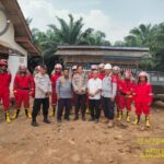 Kapolsek Banyuasin I Lakukan Pemeriksaan Alat Pemadam Kebakaran di PT Tunas Baru Lampung Tbk Divisi Perambahan IMG-20260723-WA0013