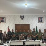 BUPATI BANYUASIN TERIMA TIM PENYULUH KARHUTLA MABES TNI, PERKUAT SINERGITAS PENCEGAHAN KARHUTLA IMG-20260830-WA0011